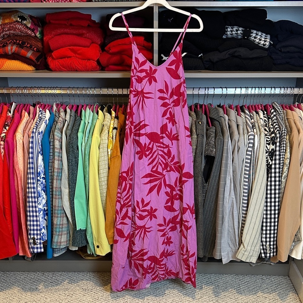 Old Navy pink/red print criss cross adjustable strap maxi dress size S